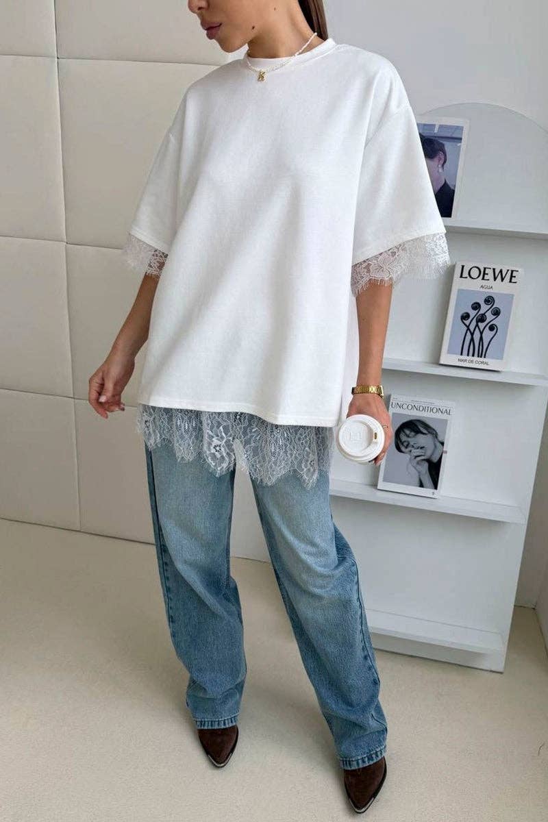 T-shirt met open rug en kantaccent