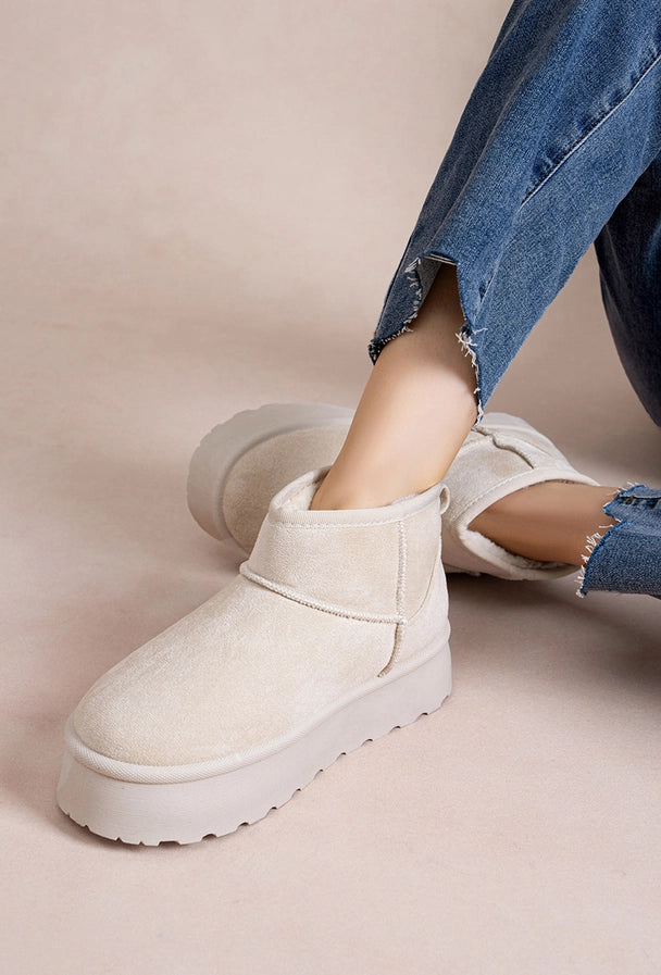 Beige Gevoerde Enkellaarsjes