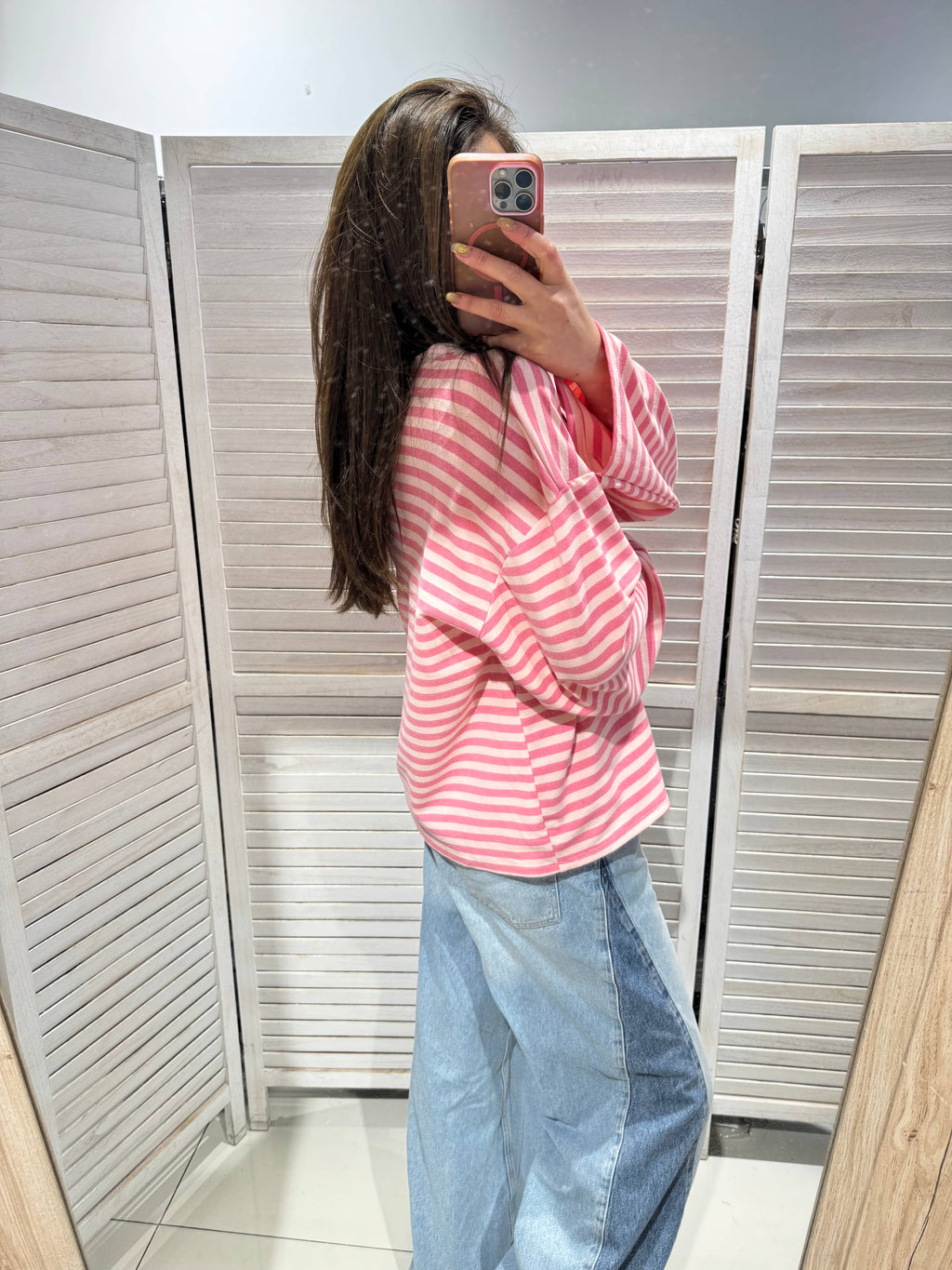 Gestreept T-shirt met wijde mouwen roze